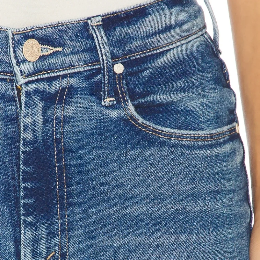 MOTHER High Waisted Weekender Skimp Flare Jeans Size 28 - Picture 3 of 14